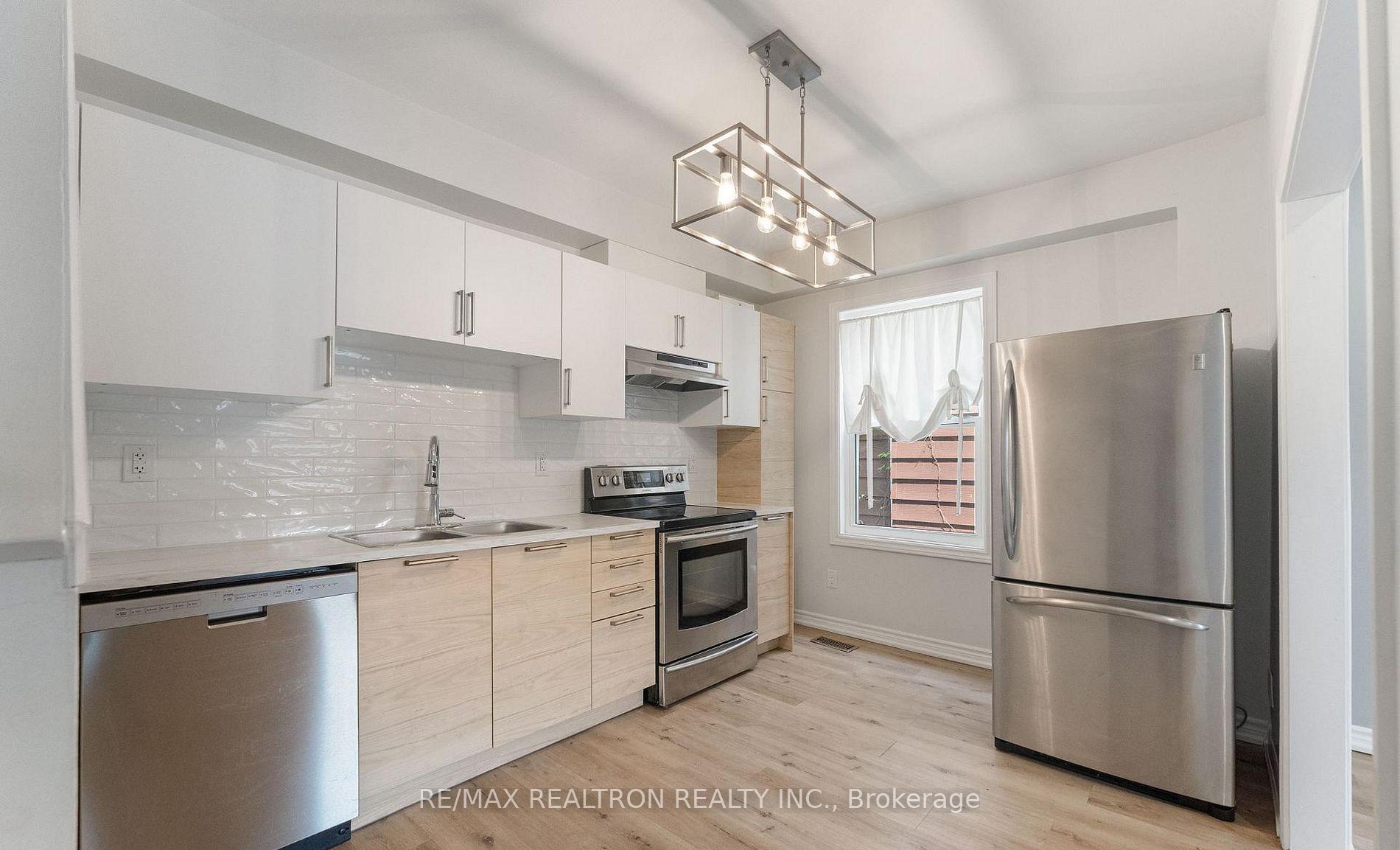 Photo 7 of Unit 1, 1045 Cannon Street E, Hamilton, Crown Point — HOMEH