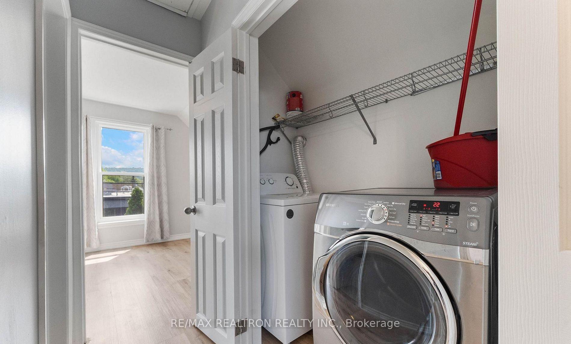 Photo 18 of Unit 1, 1045 Cannon Street E, Hamilton, Crown Point — HOMEH