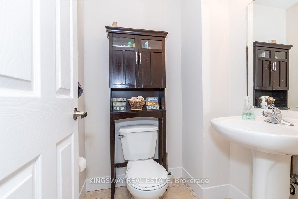 Photo 8 of 83 Kidd Crescent, New Tecumseth, Alliston — HOMEH