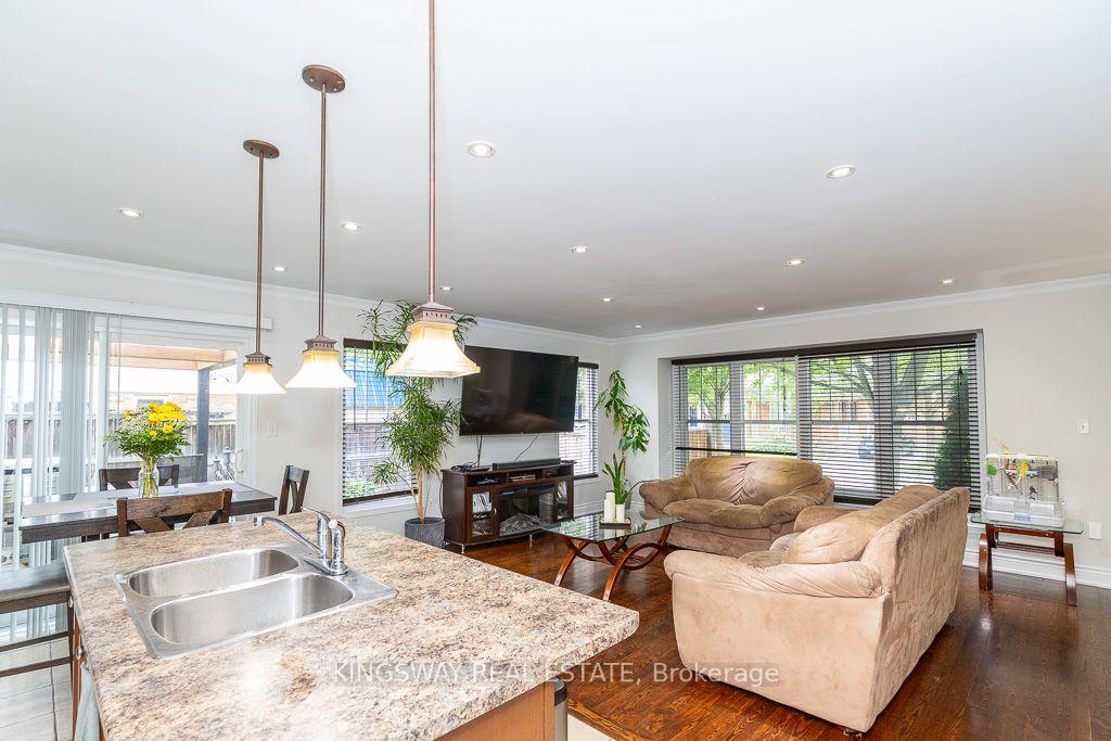 Photo 13 of 83 Kidd Crescent, New Tecumseth, Alliston — HOMEH