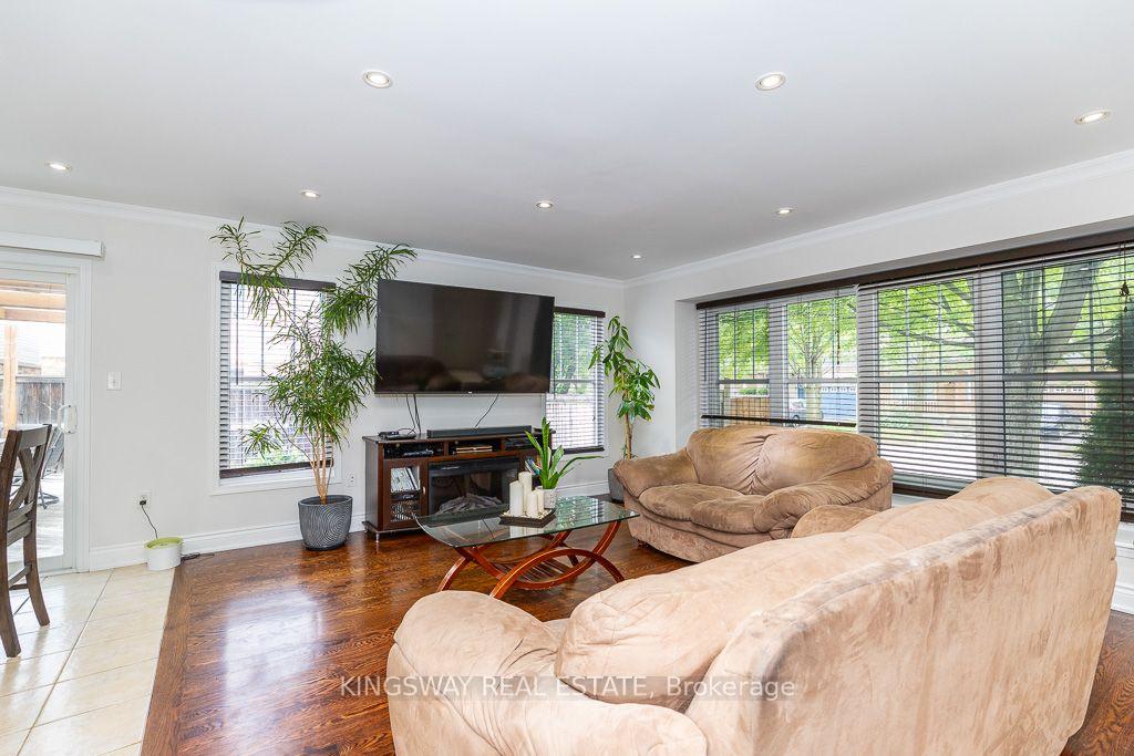 Photo 14 of 83 Kidd Crescent, New Tecumseth, Alliston — HOMEH