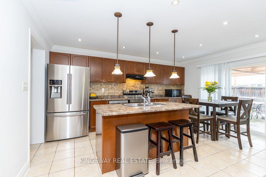 Photo 15 of 83 Kidd Crescent, New Tecumseth, Alliston — HOMEH