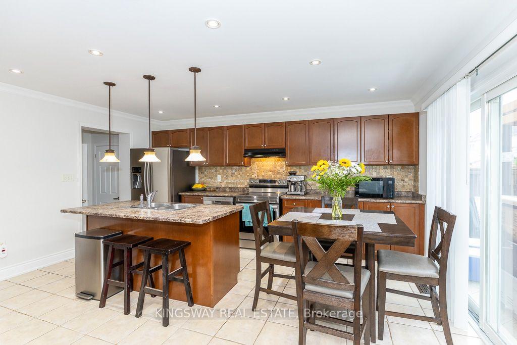 Photo 16 of 83 Kidd Crescent, New Tecumseth, Alliston — HOMEH