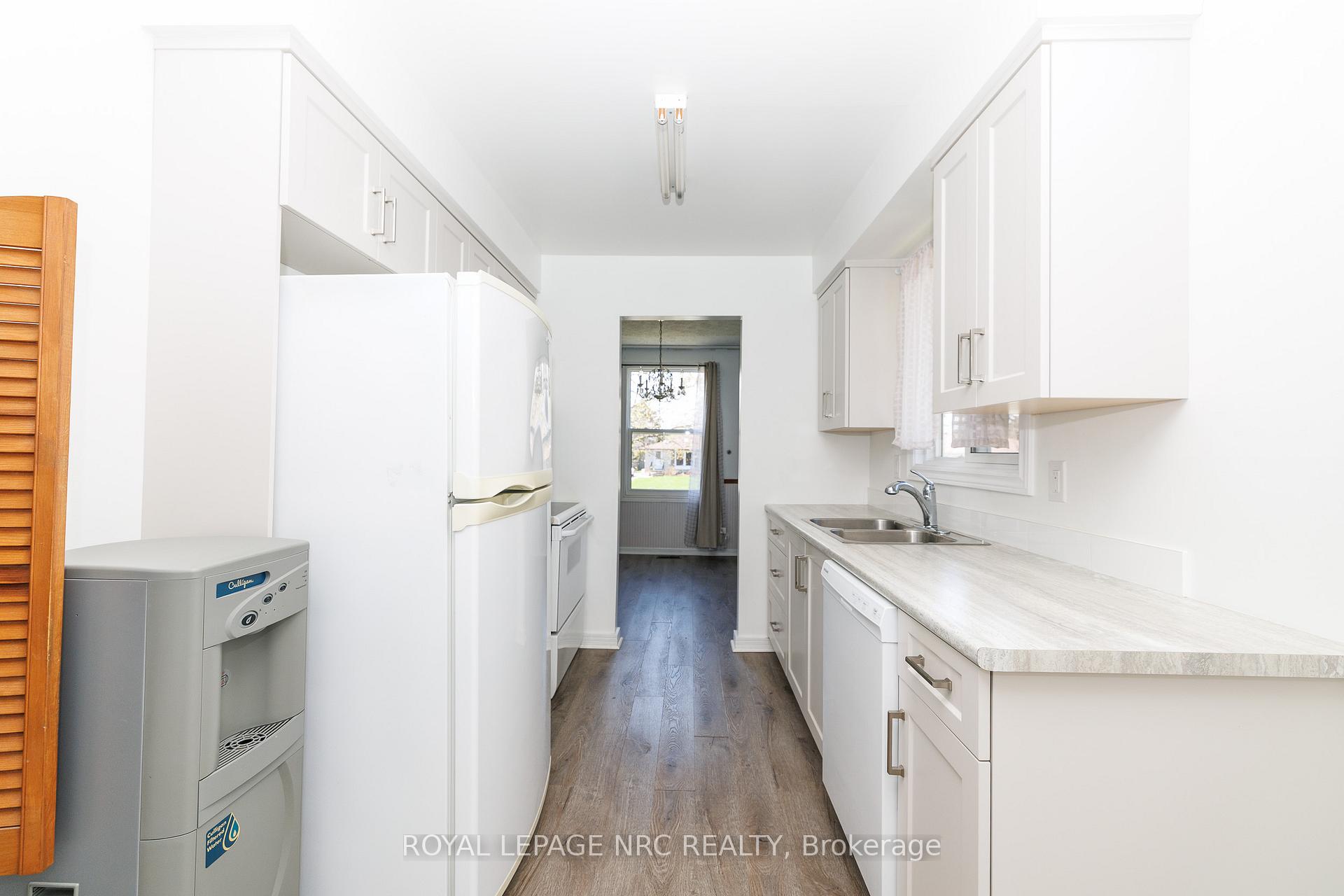 Photo 18 of 8 Kerwin Gate, St. Catharines, Lakeport — HOMEH