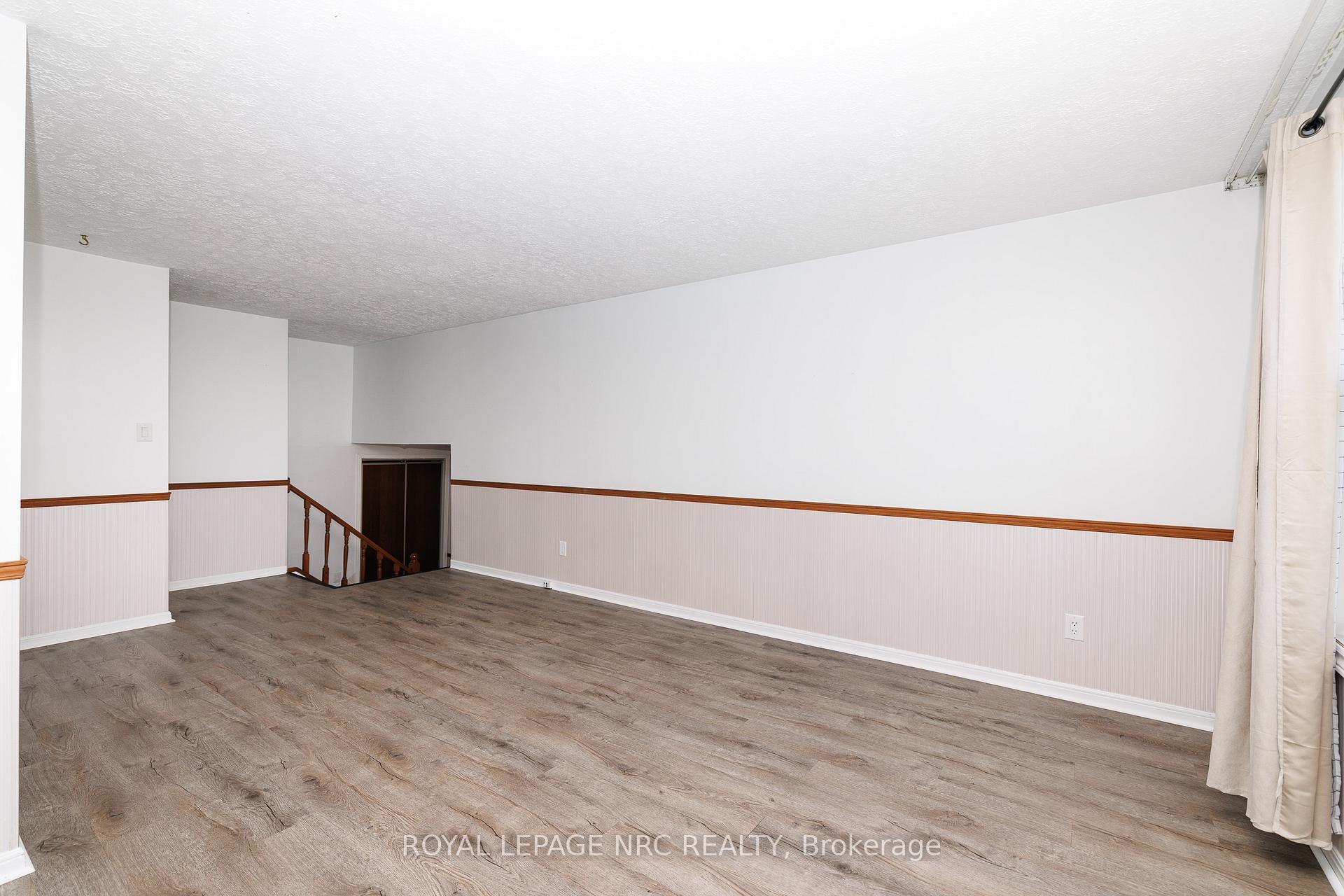 Photo 21 of 8 Kerwin Gate, St. Catharines, Lakeport — HOMEH