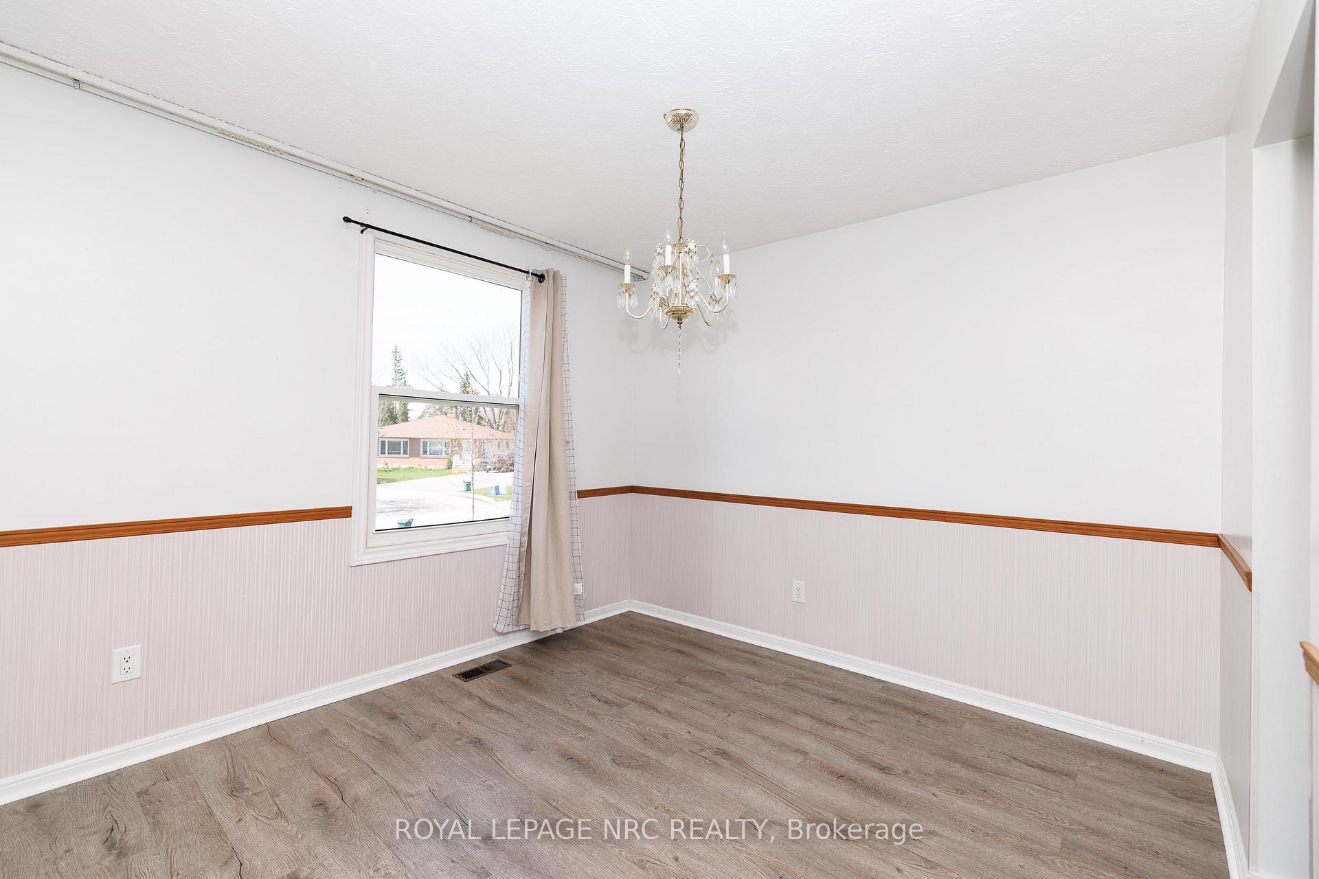 Photo 22 of 8 Kerwin Gate, St. Catharines, Lakeport — HOMEH