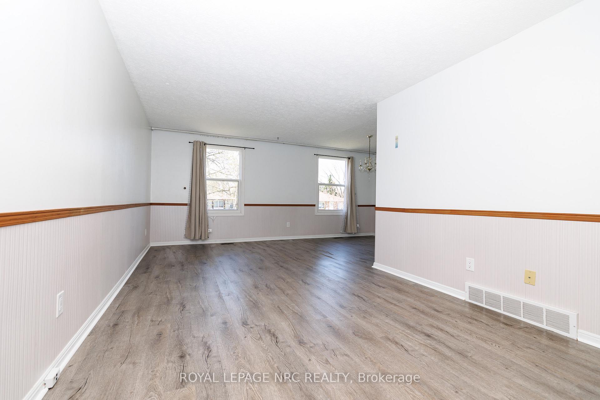 Photo 25 of 8 Kerwin Gate, St. Catharines, Lakeport — HOMEH