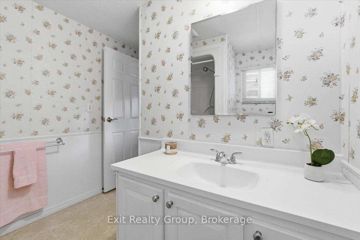 Photo 22 of 7 Dove Lane, Quinte West, Sidney Ward — HOMEH
