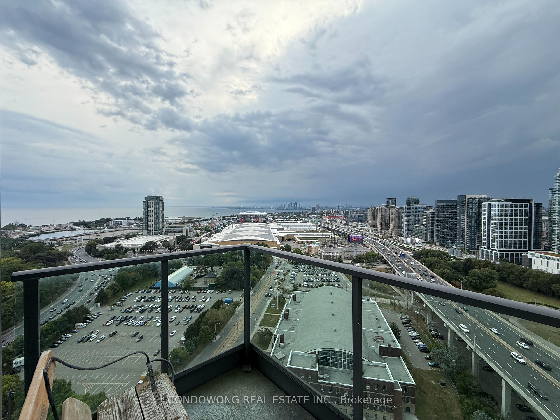 Photo 18 of Unit 2804, 231 Fort York Boulevard, Toronto, Niagara — HOMEH