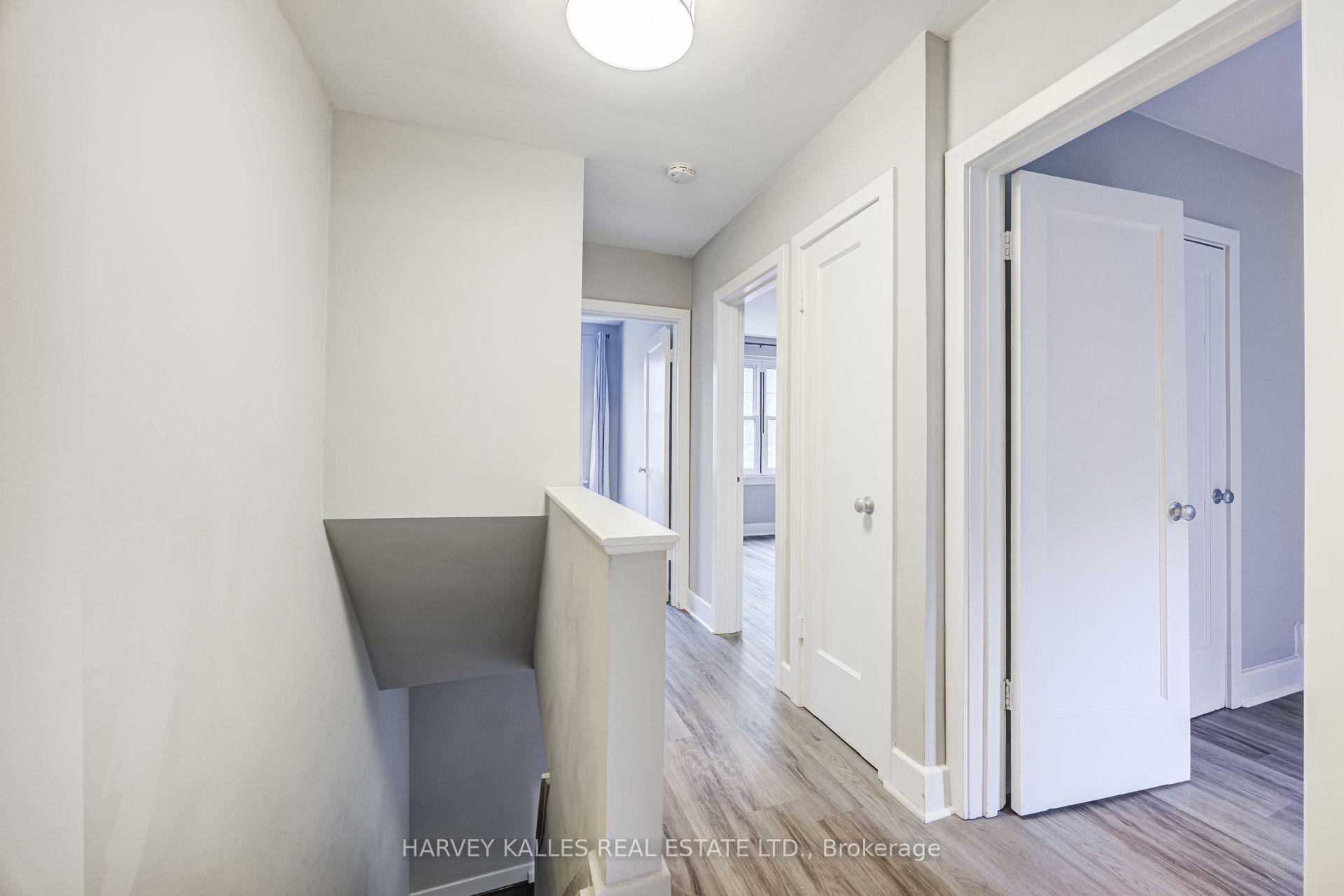 Photo 16 of 32 Oxton Avenue, Toronto, Yonge-St. Clair — HOMEH
