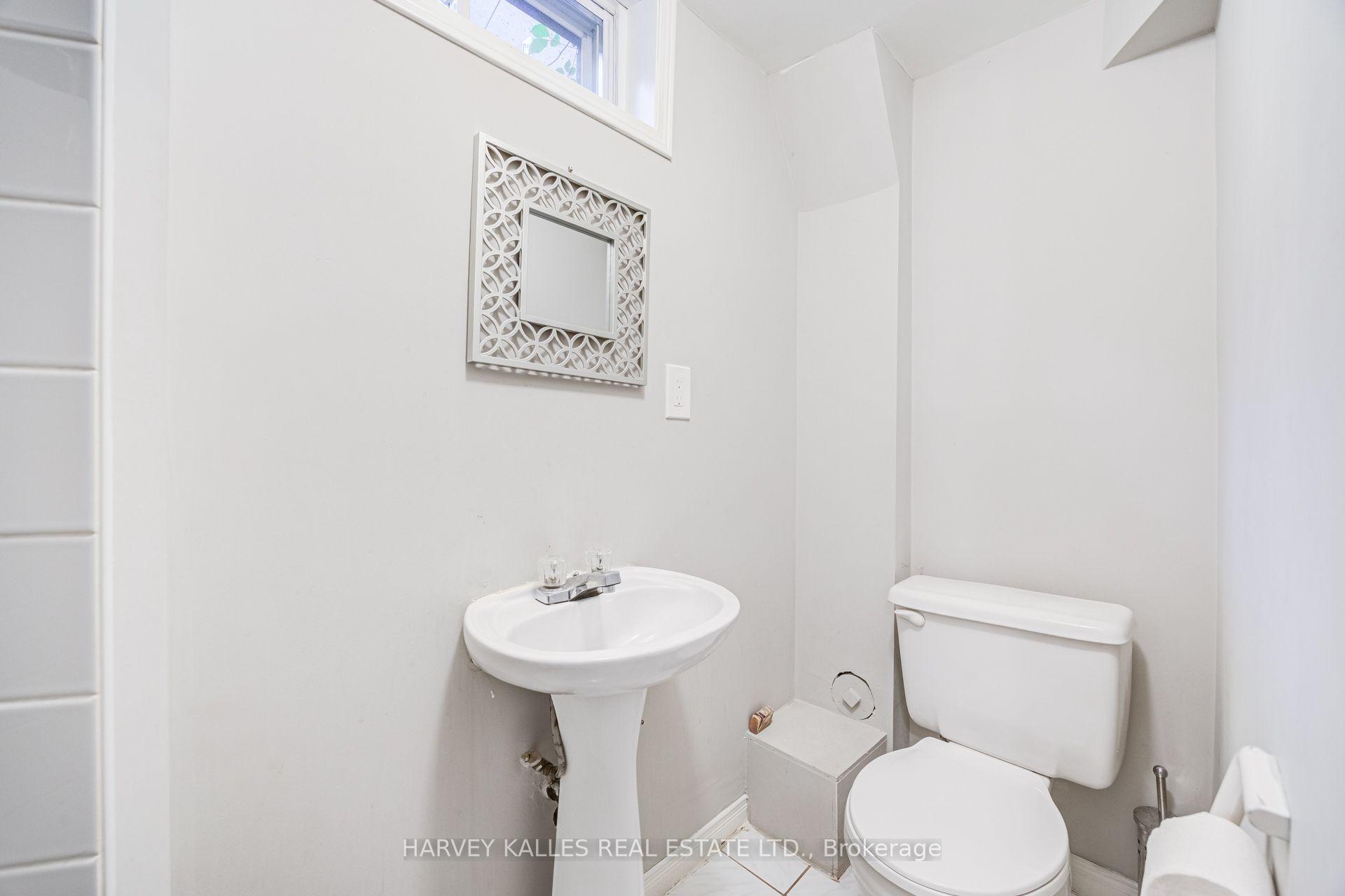 Photo 20 of 32 Oxton Avenue, Toronto, Yonge-St. Clair — HOMEH
