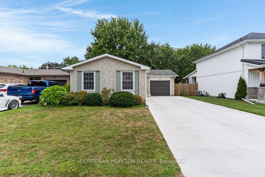 Photo 1 of 122 Foxridge Drive, Cambridge, Grow Community Centre — HOMEH
