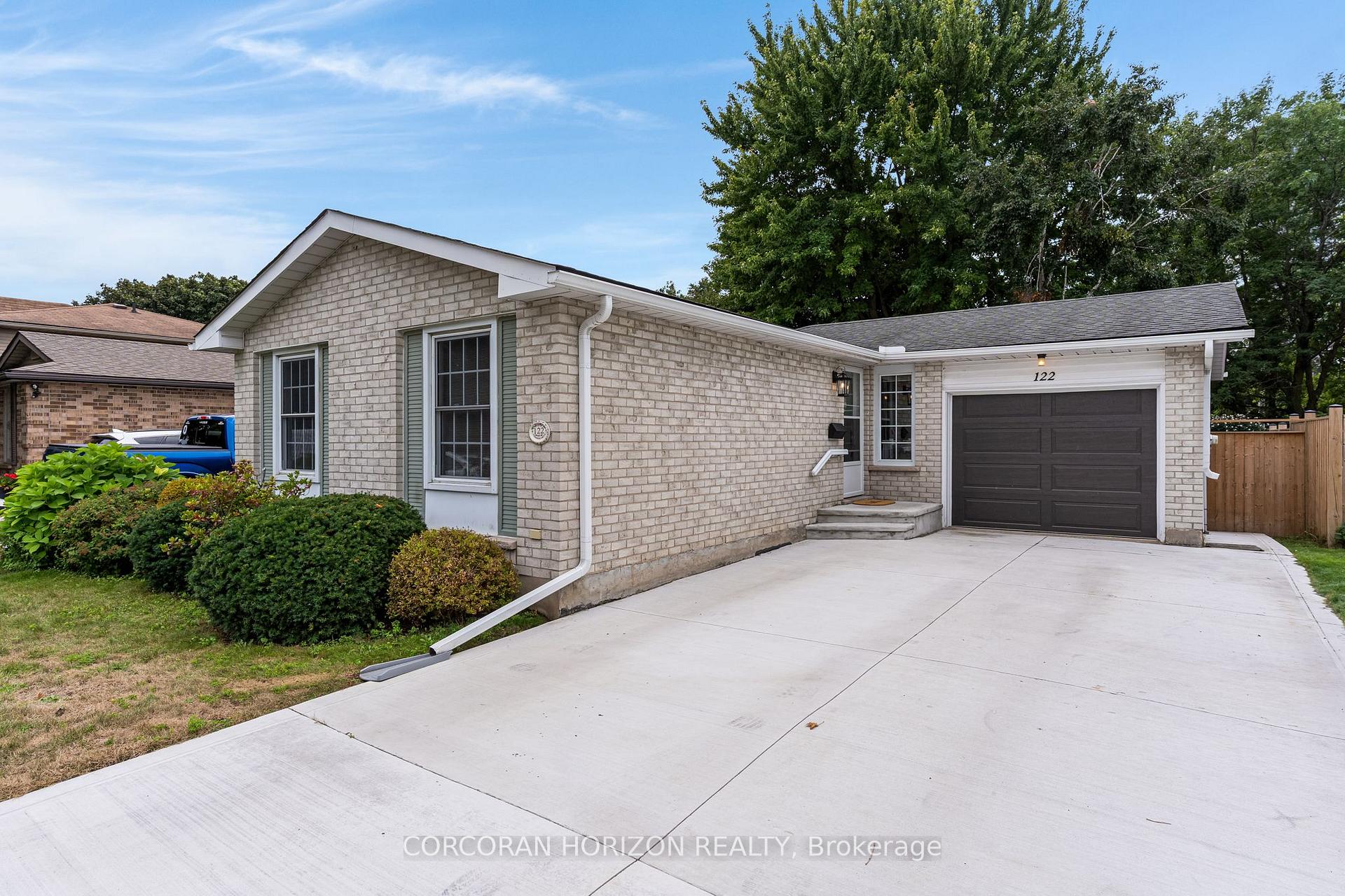 Photo 4 of 122 Foxridge Drive, Cambridge, Grow Community Centre — HOMEH