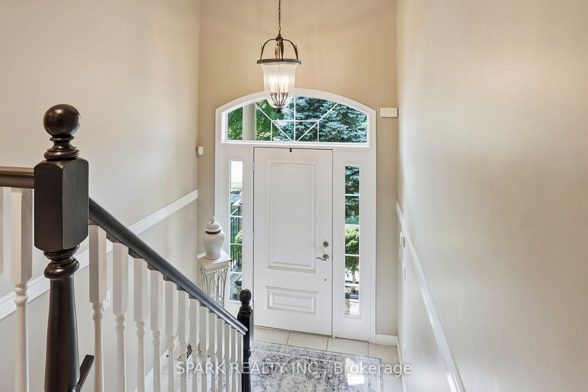 Photo 5 of 179 Tanners Drive S, Halton Hills, Acton — HOMEH