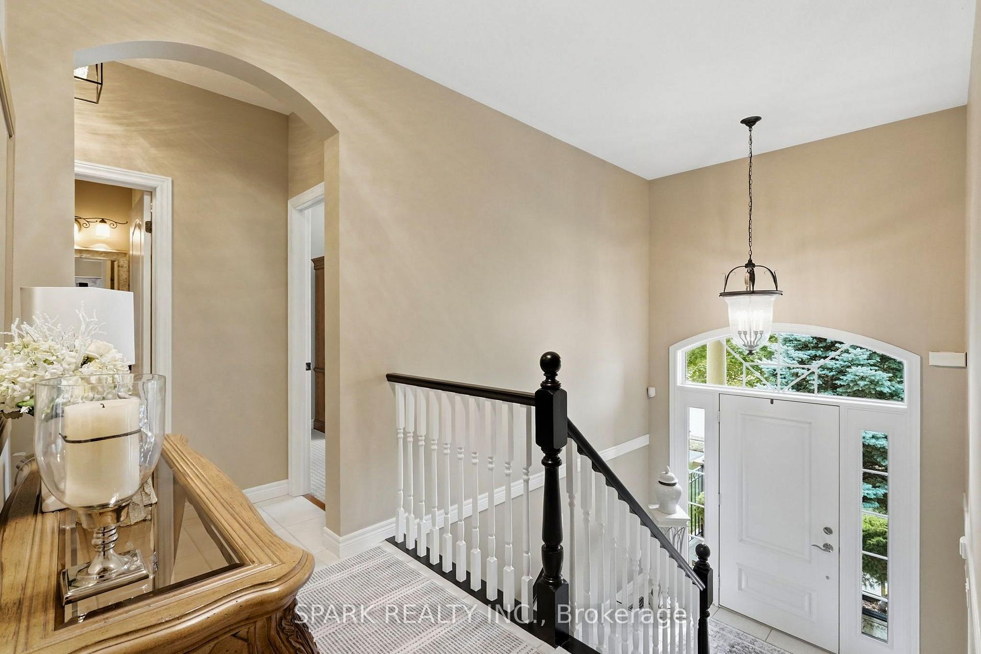 Photo 7 of 179 Tanners Drive S, Halton Hills, Acton — HOMEH