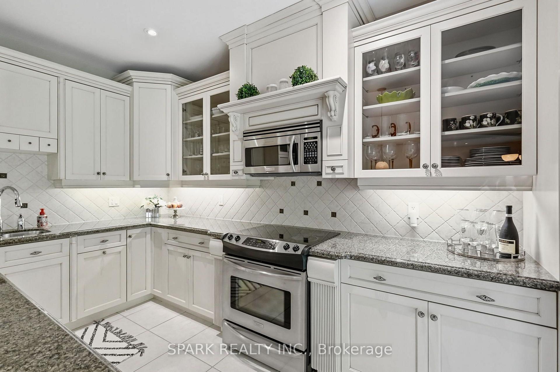 Photo 21 of 179 Tanners Drive S, Halton Hills, Acton — HOMEH