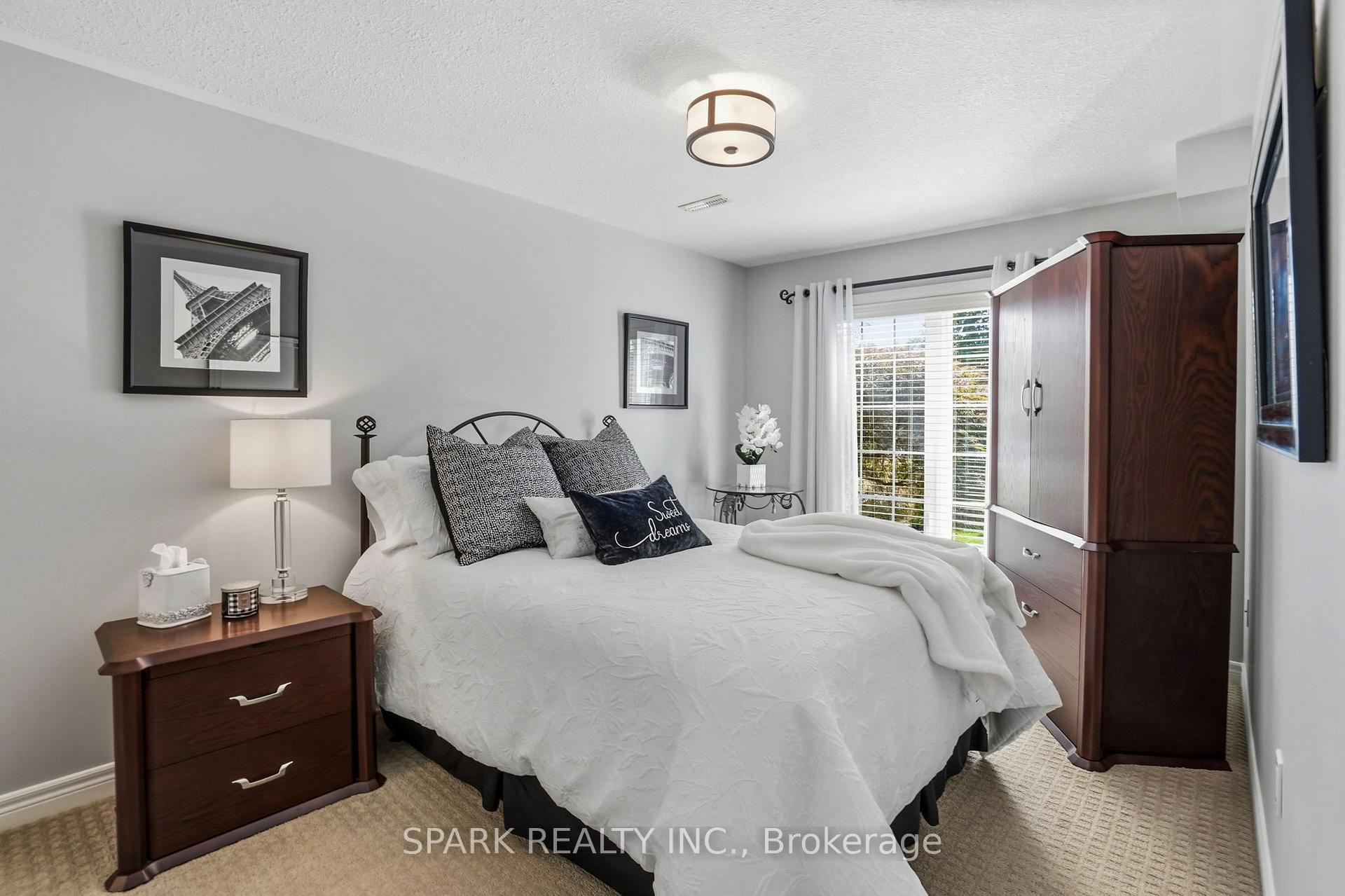 Photo 31 of 179 Tanners Drive S, Halton Hills, Acton — HOMEH