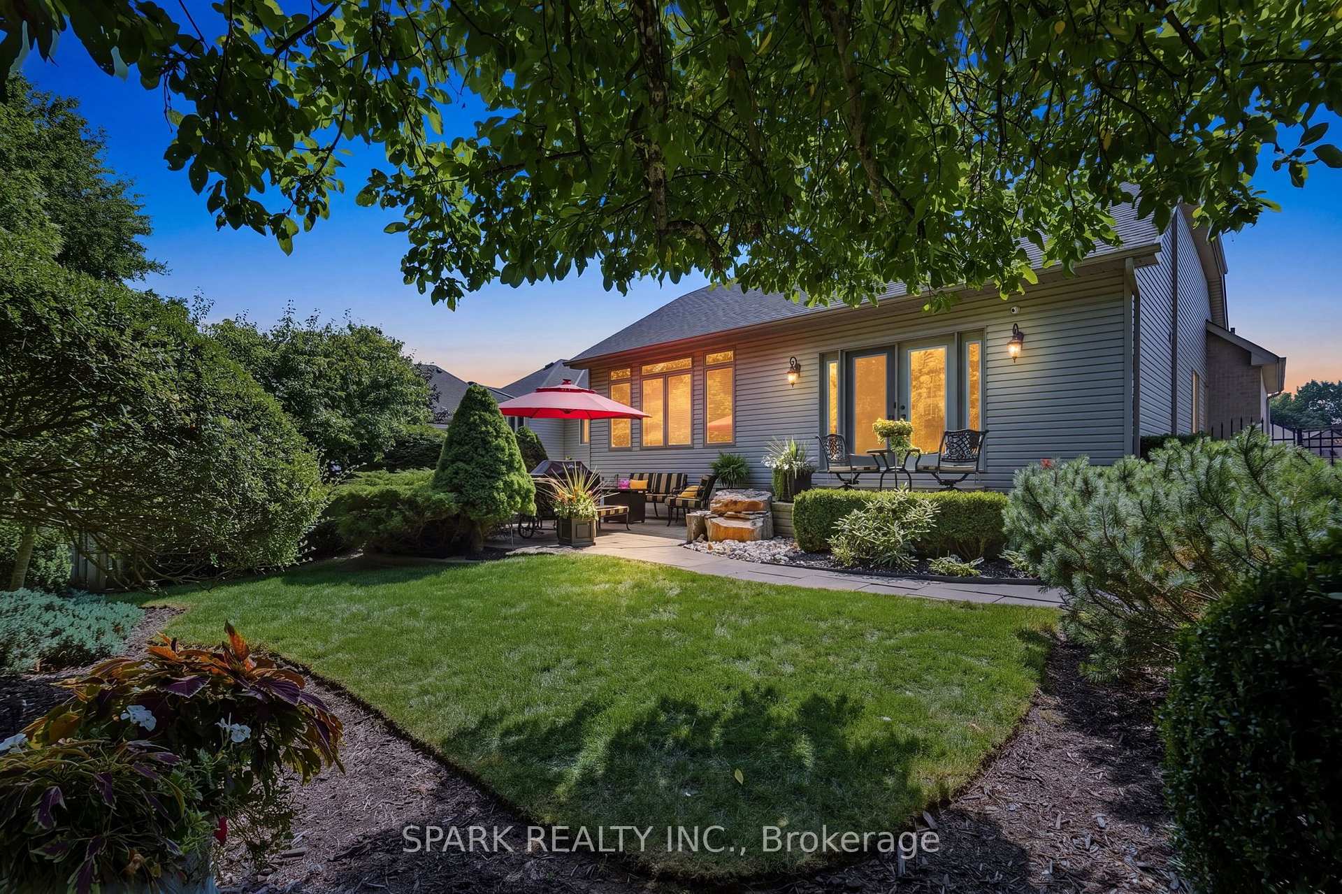 Photo 45 of 179 Tanners Drive S, Halton Hills, Acton — HOMEH