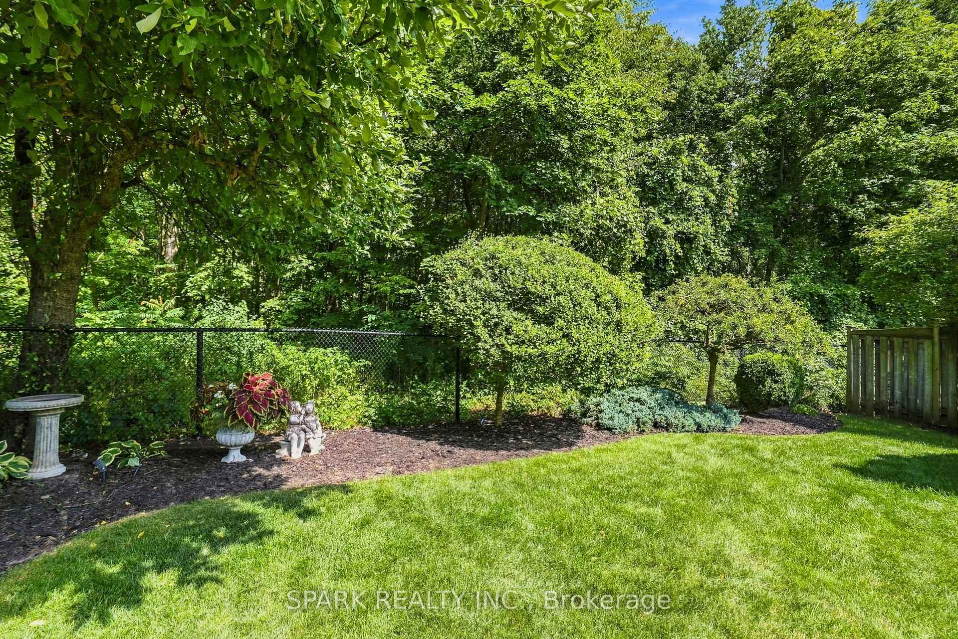 Photo 47 of 179 Tanners Drive S, Halton Hills, Acton — HOMEH