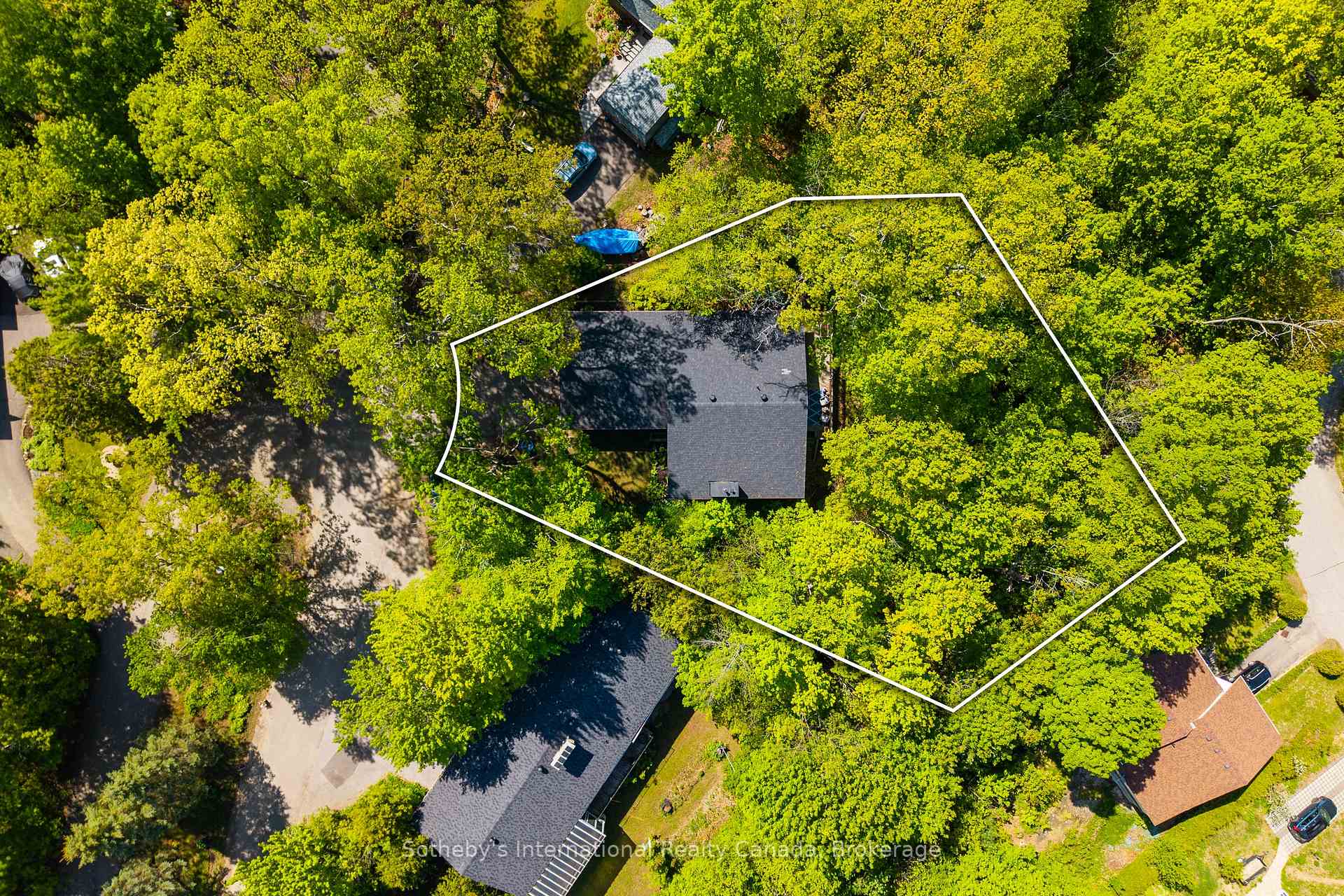 Photo 6 of 180 Clairmont Road, Gravenhurst, Muskoka (S) — HOMEH