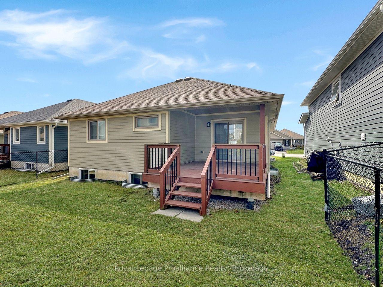 Photo 3 of 8 Tessa Boulevard, Belleville, Belleville Ward — HOMEH