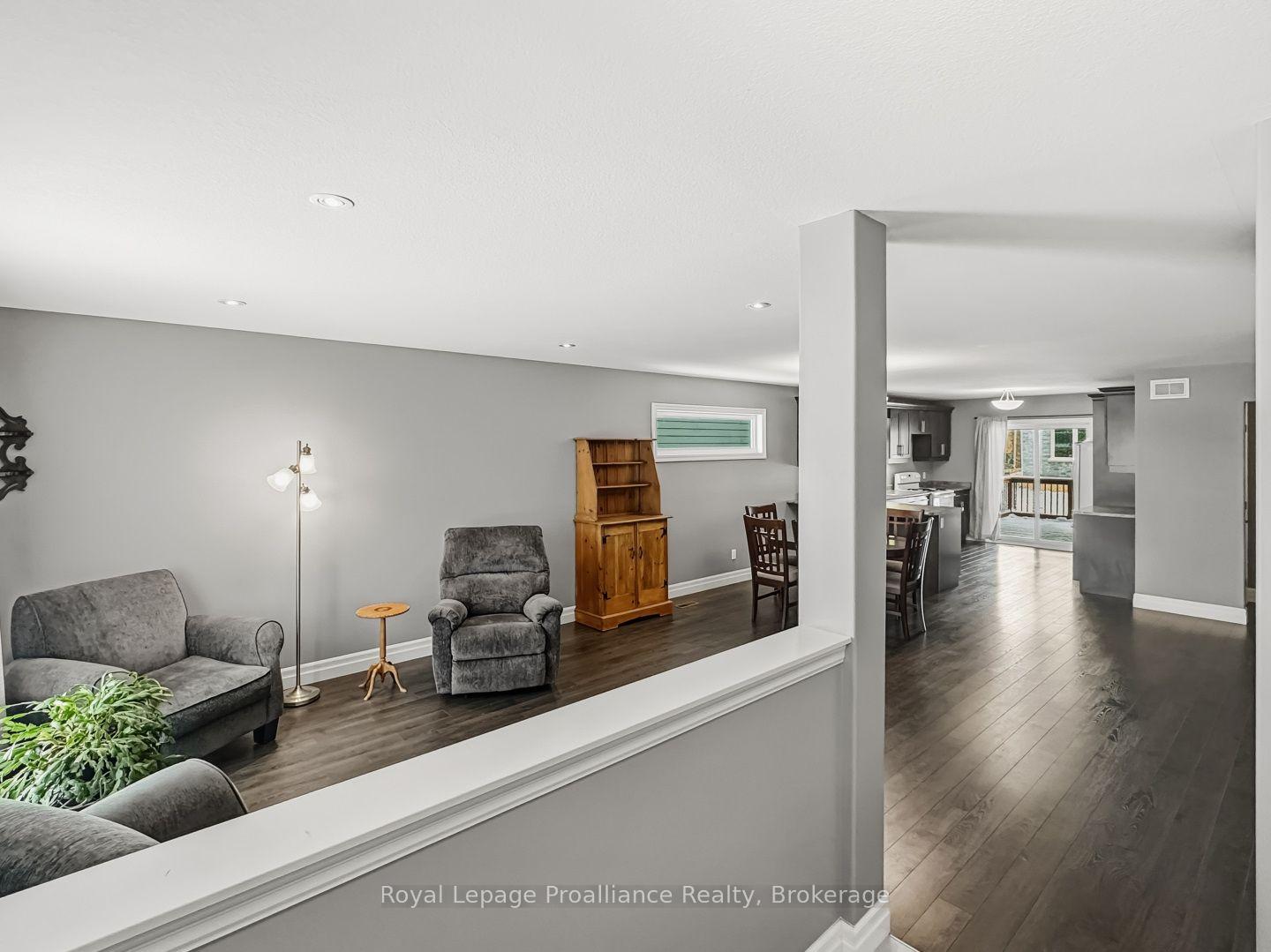 Photo 5 of 8 Tessa Boulevard, Belleville, Belleville Ward — HOMEH