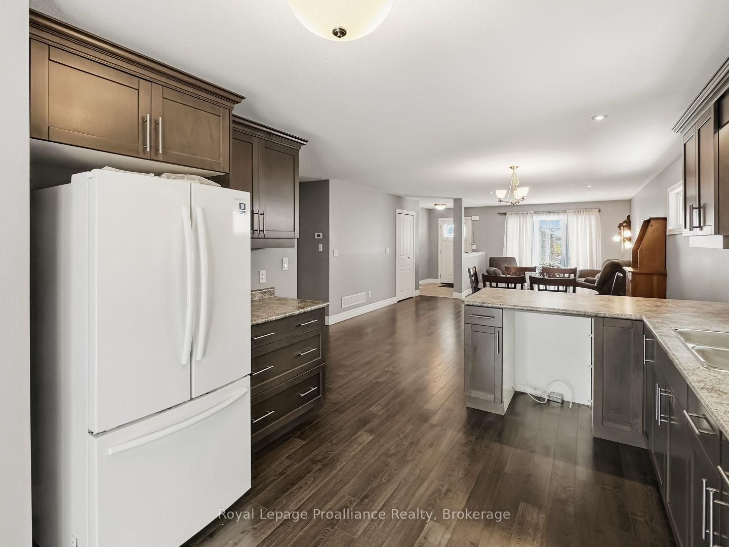 Photo 14 of 8 Tessa Boulevard, Belleville, Belleville Ward — HOMEH