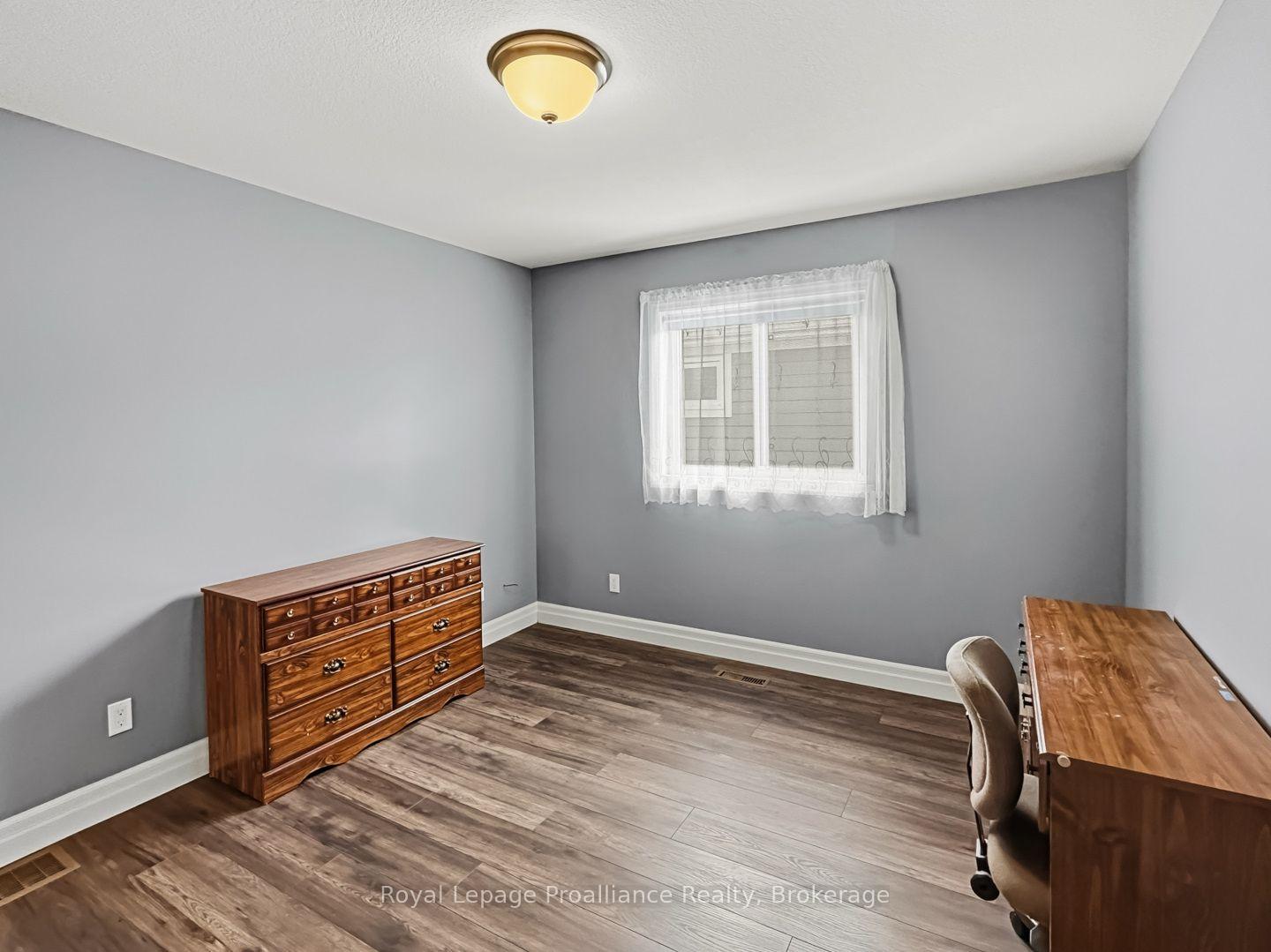 Photo 21 of 8 Tessa Boulevard, Belleville, Belleville Ward — HOMEH
