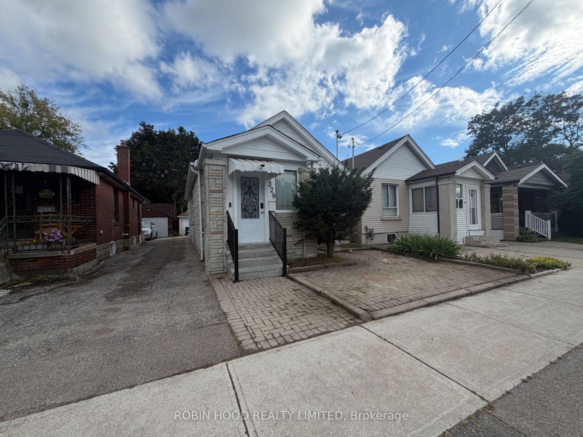 Photo 2 of 329 O'Connor Drive, Toronto, East York — HOMEH