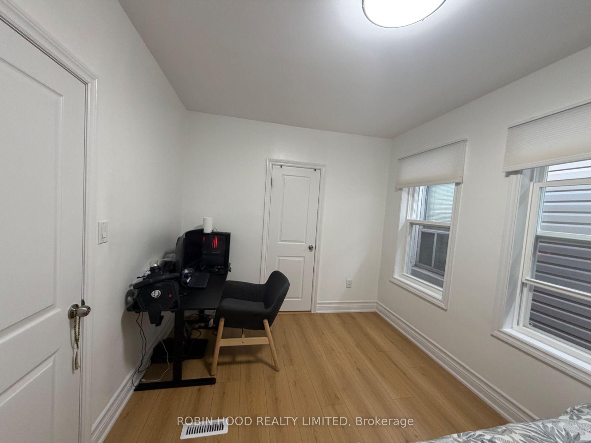 Photo 14 of 329 O'Connor Drive, Toronto, East York — HOMEH