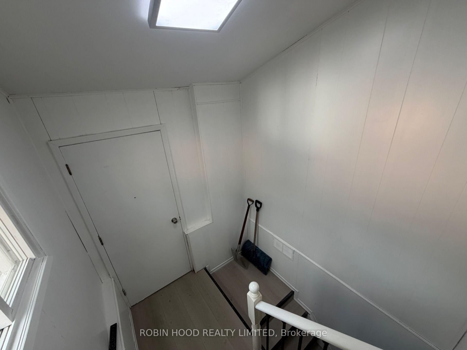 Photo 19 of 329 O'Connor Drive, Toronto, East York — HOMEH