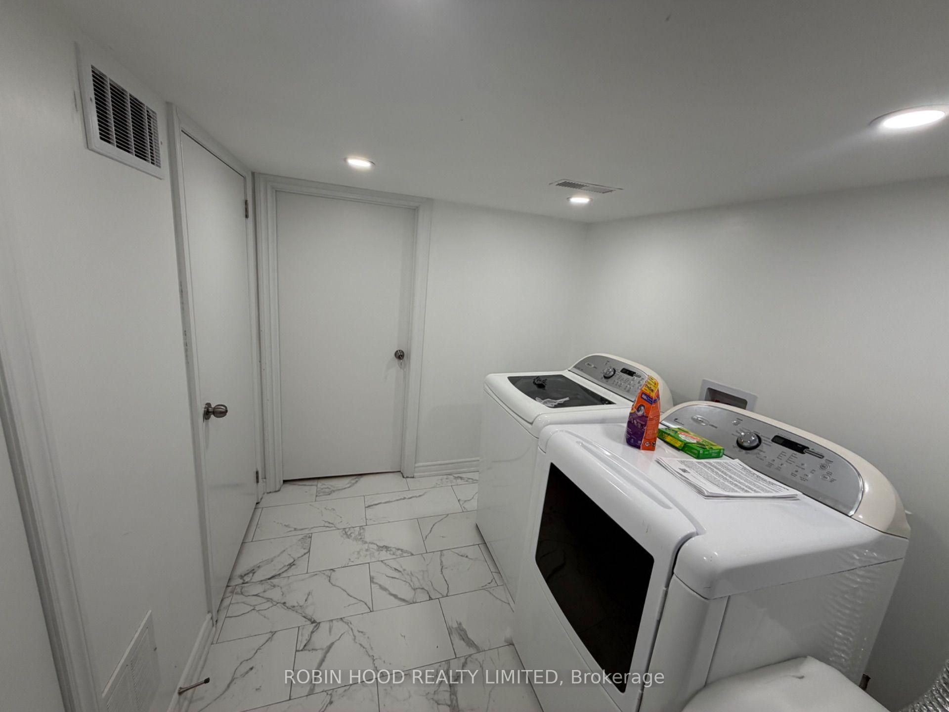 Photo 22 of 329 O'Connor Drive, Toronto, East York — HOMEH