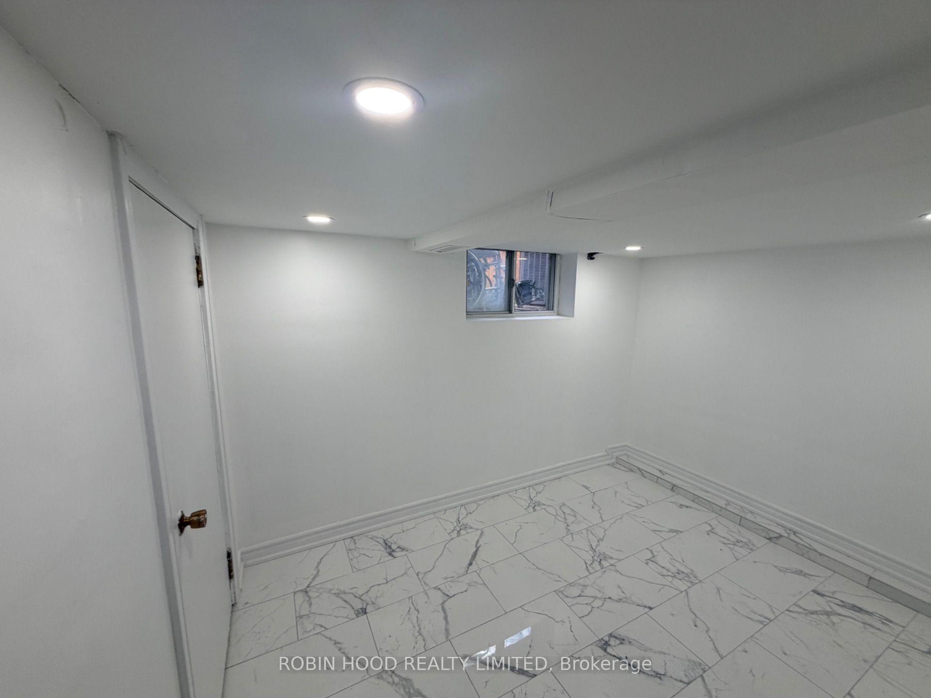 Photo 26 of 329 O'Connor Drive, Toronto, East York — HOMEH