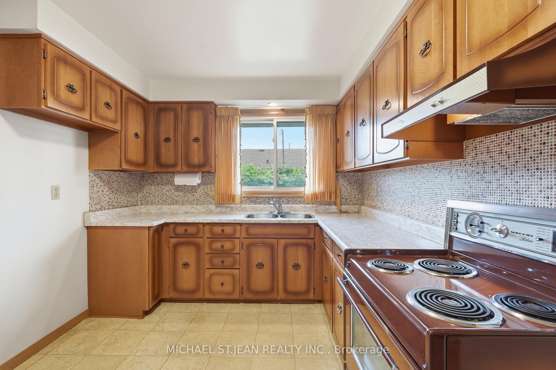 Photo 13 of 7 Duchess Court, Hamilton, Kentley — HOMEH