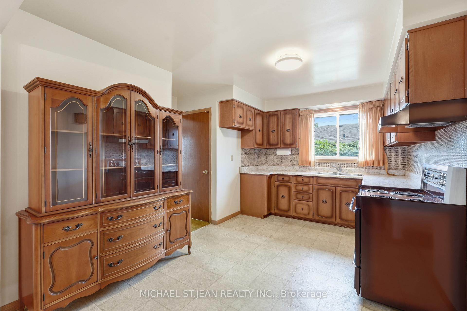 Photo 16 of 7 Duchess Court, Hamilton, Kentley — HOMEH