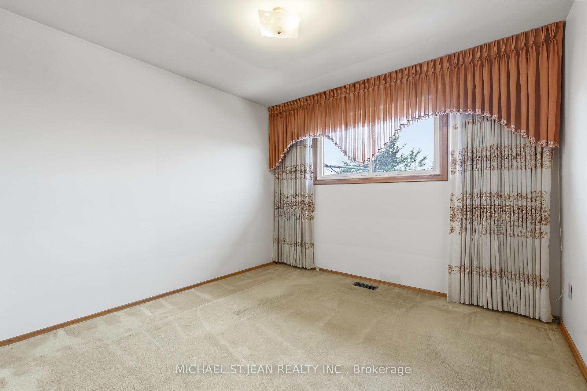 Photo 23 of 7 Duchess Court, Hamilton, Kentley — HOMEH