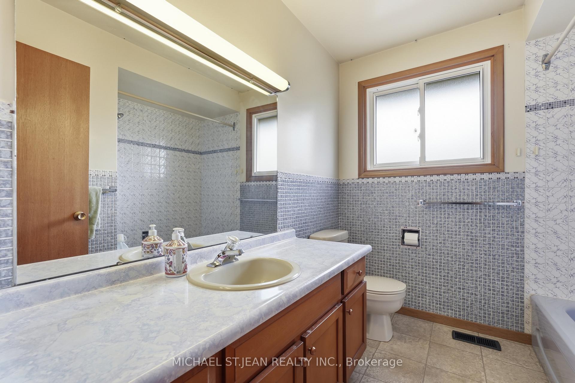 Photo 24 of 7 Duchess Court, Hamilton, Kentley — HOMEH