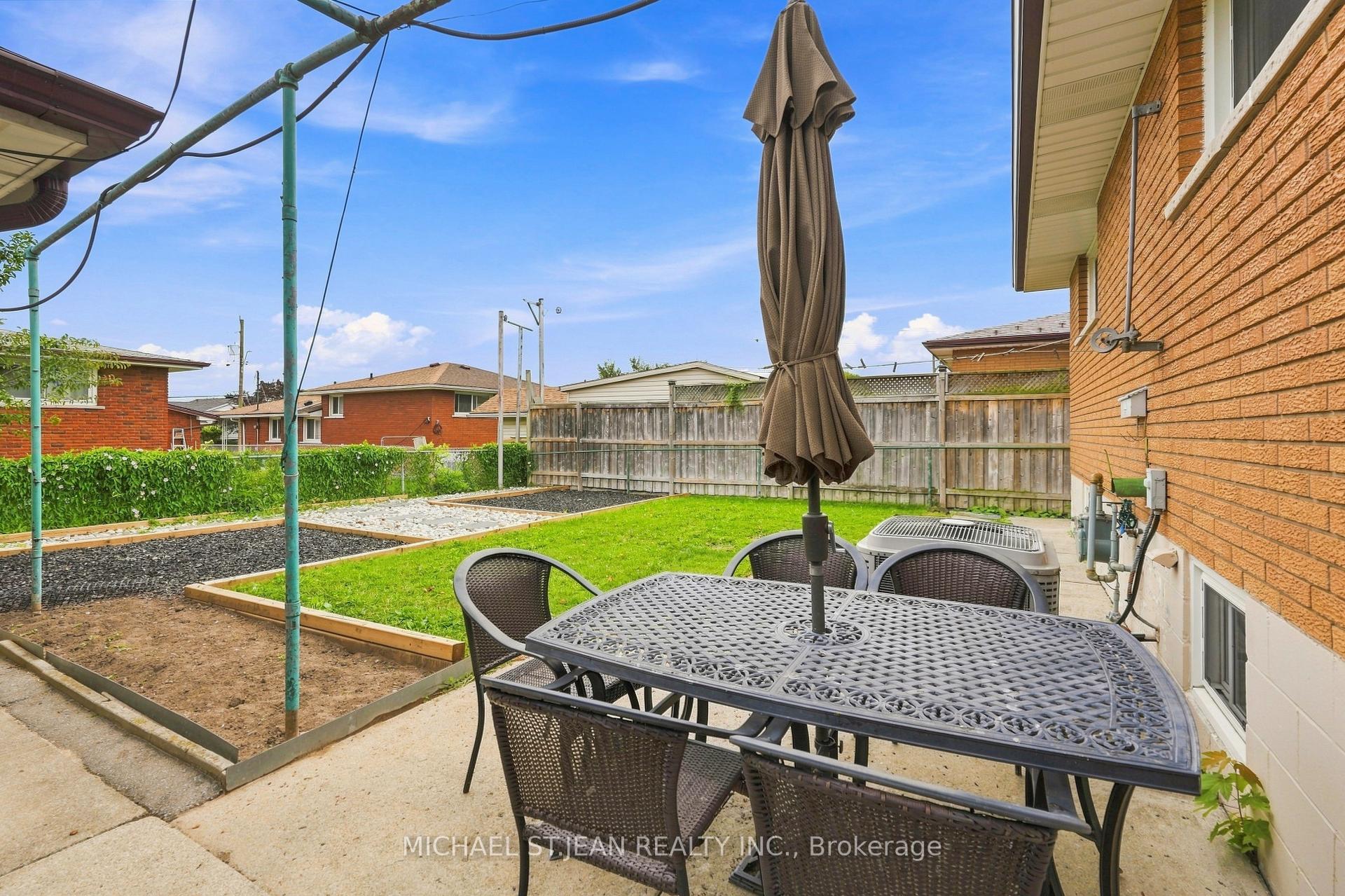 Photo 46 of 7 Duchess Court, Hamilton, Kentley — HOMEH