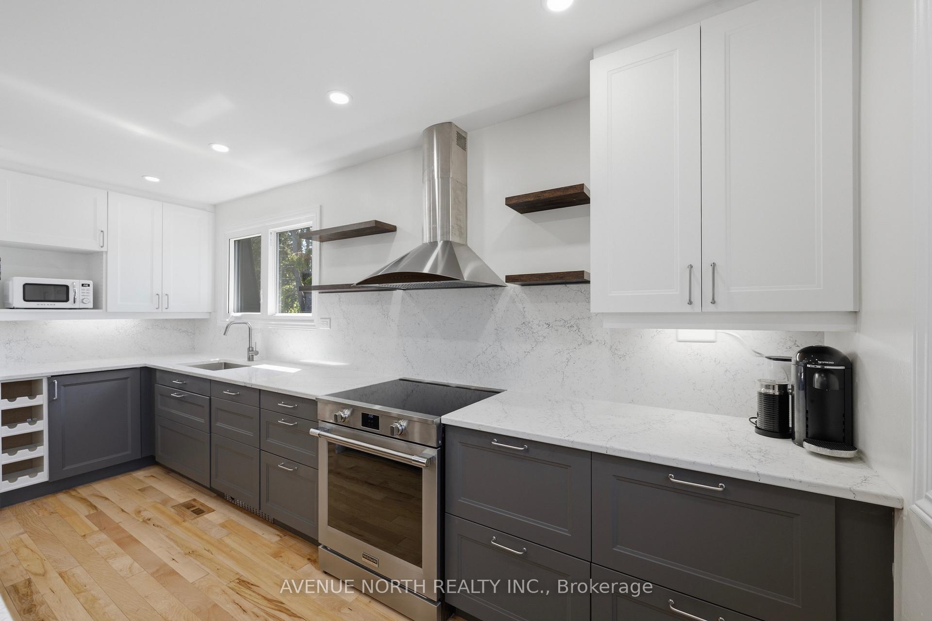 Photo 13 of 2 Oberon Street, Ottawa, Westcliffe Estates — HOMEH