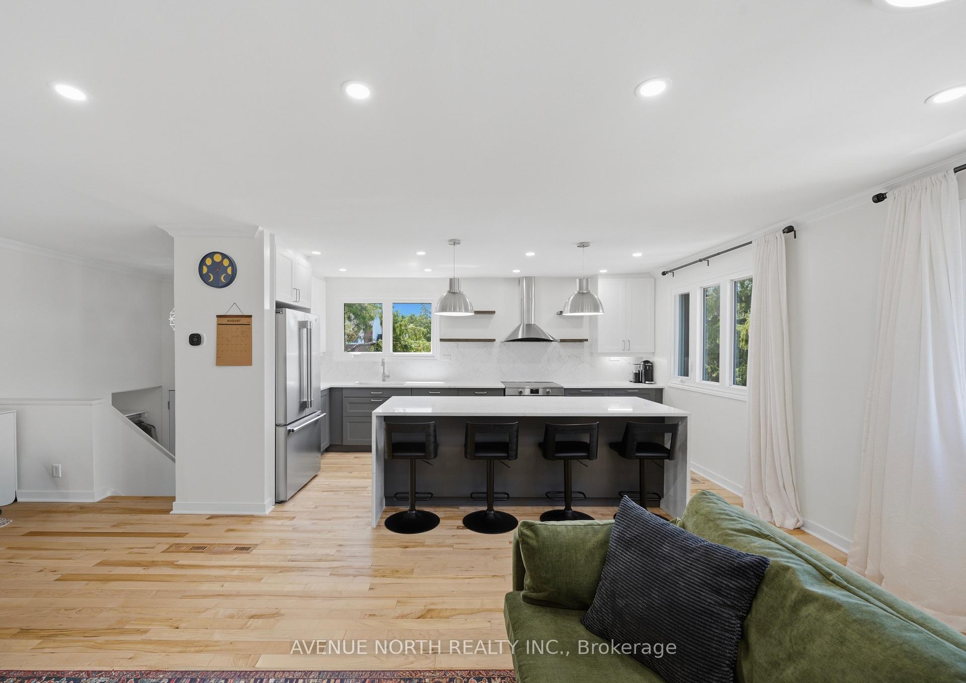 Photo 19 of 2 Oberon Street, Ottawa, Westcliffe Estates — HOMEH