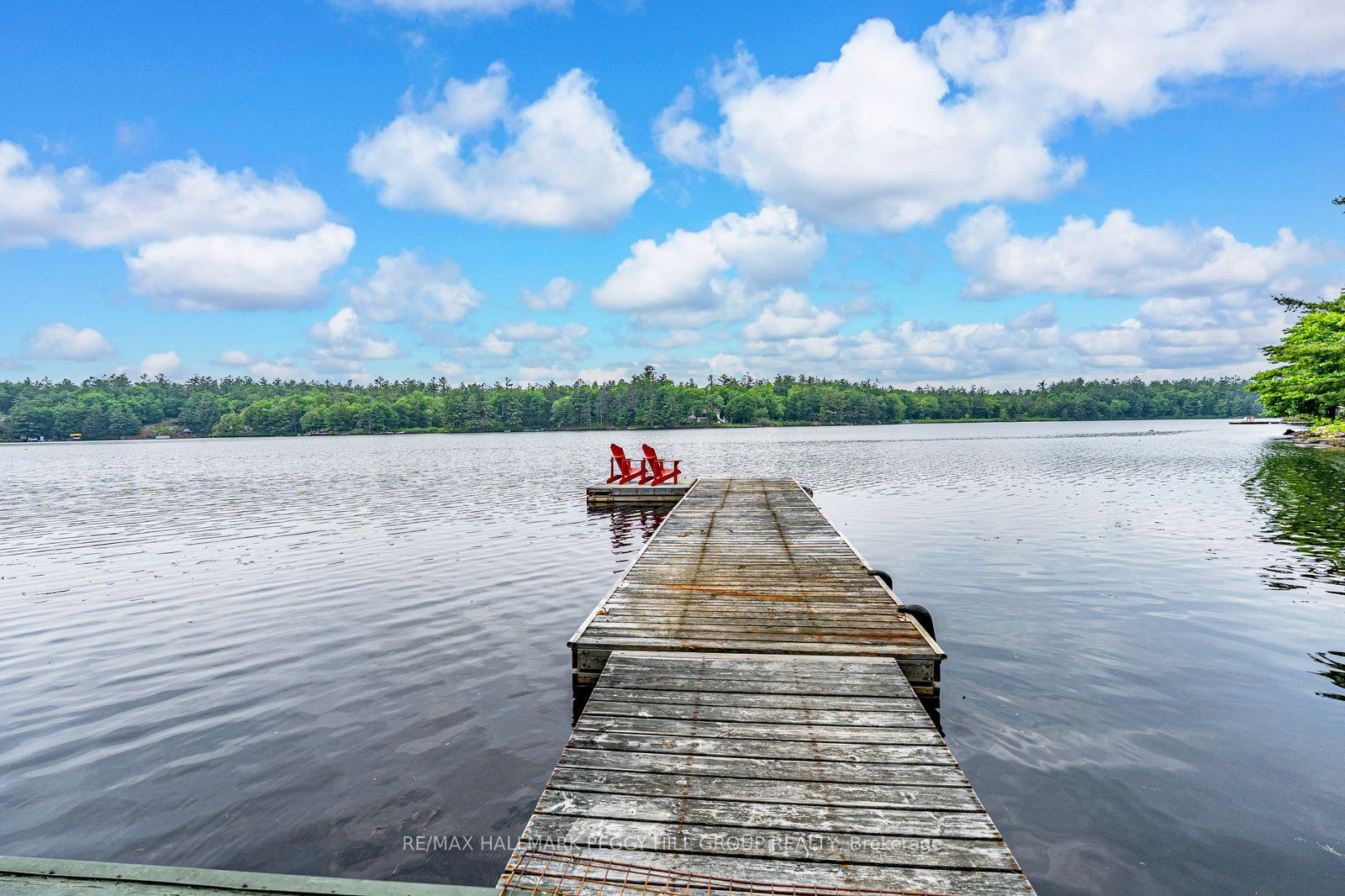 Photo 4 of 1008 Cove Road, Gravenhurst, Wood (Gravenhurst) — HOMEH