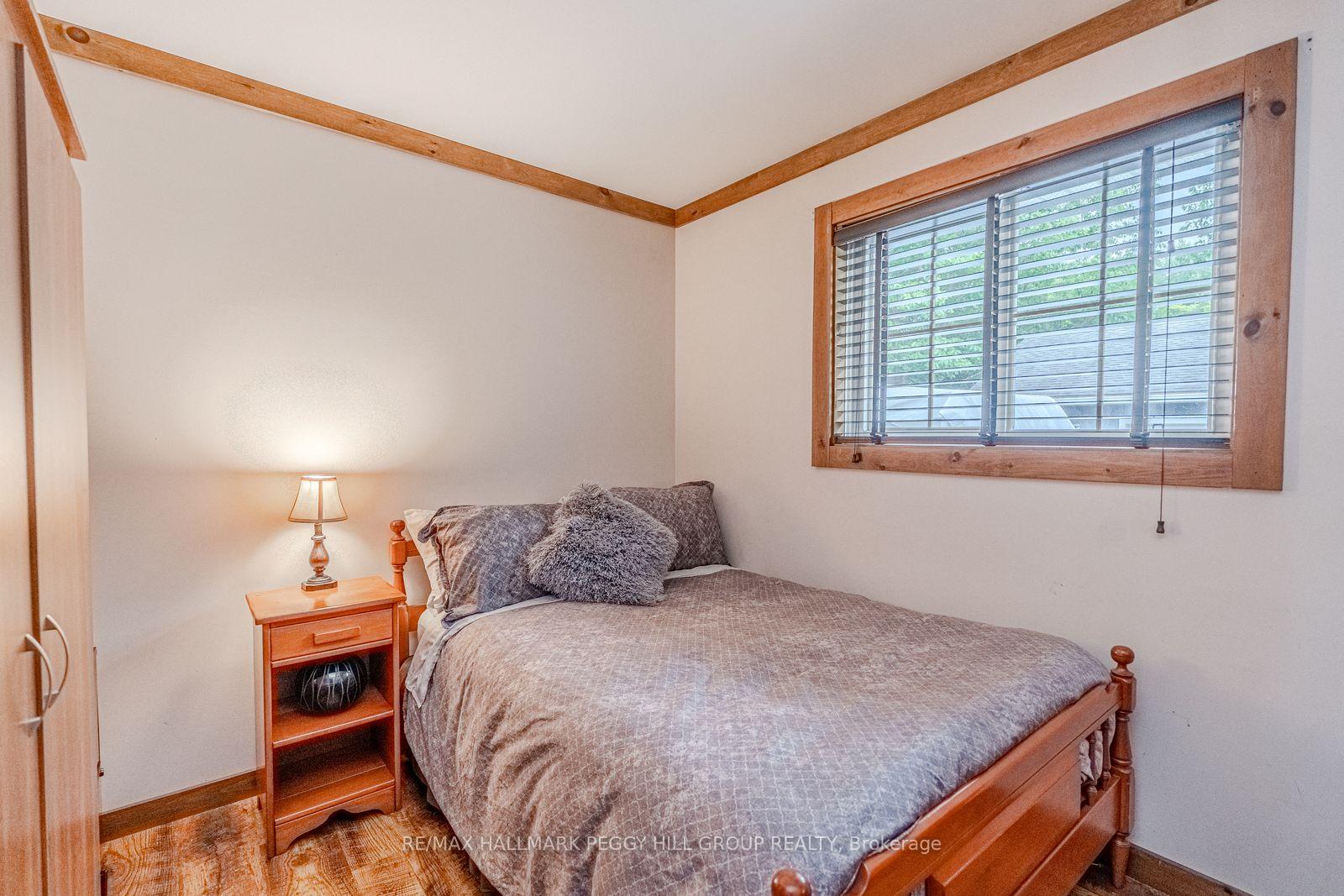 Photo 15 of 1008 Cove Road, Gravenhurst, Wood (Gravenhurst) — HOMEH