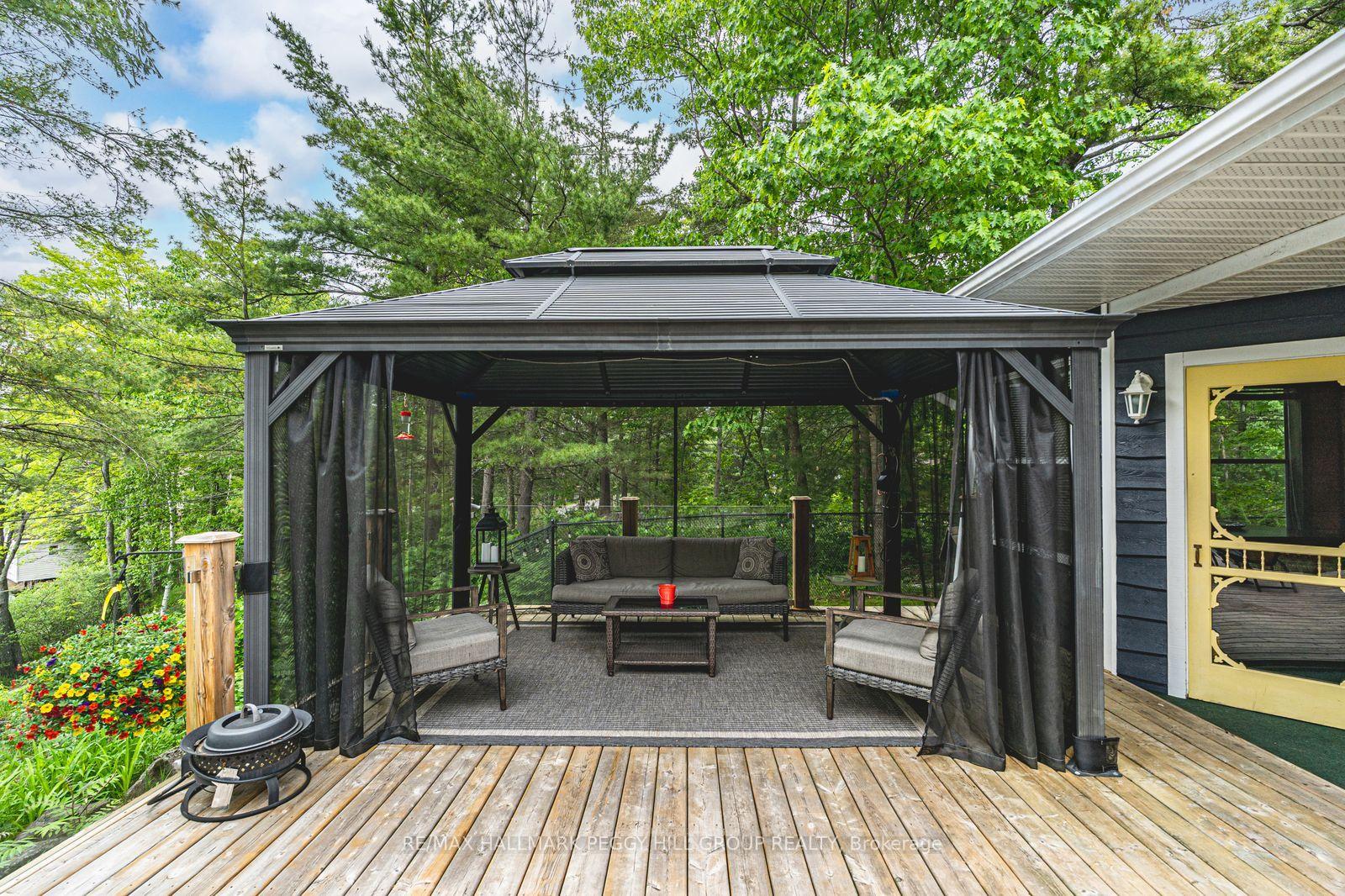 Photo 18 of 1008 Cove Road, Gravenhurst, Wood (Gravenhurst) — HOMEH