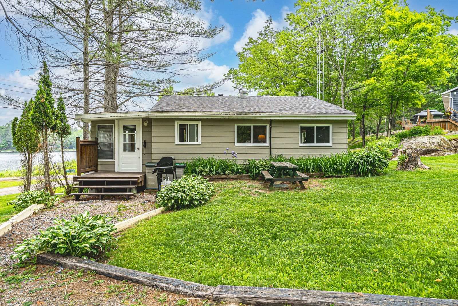 Photo 31 of 1008 Cove Road, Gravenhurst, Wood (Gravenhurst) — HOMEH