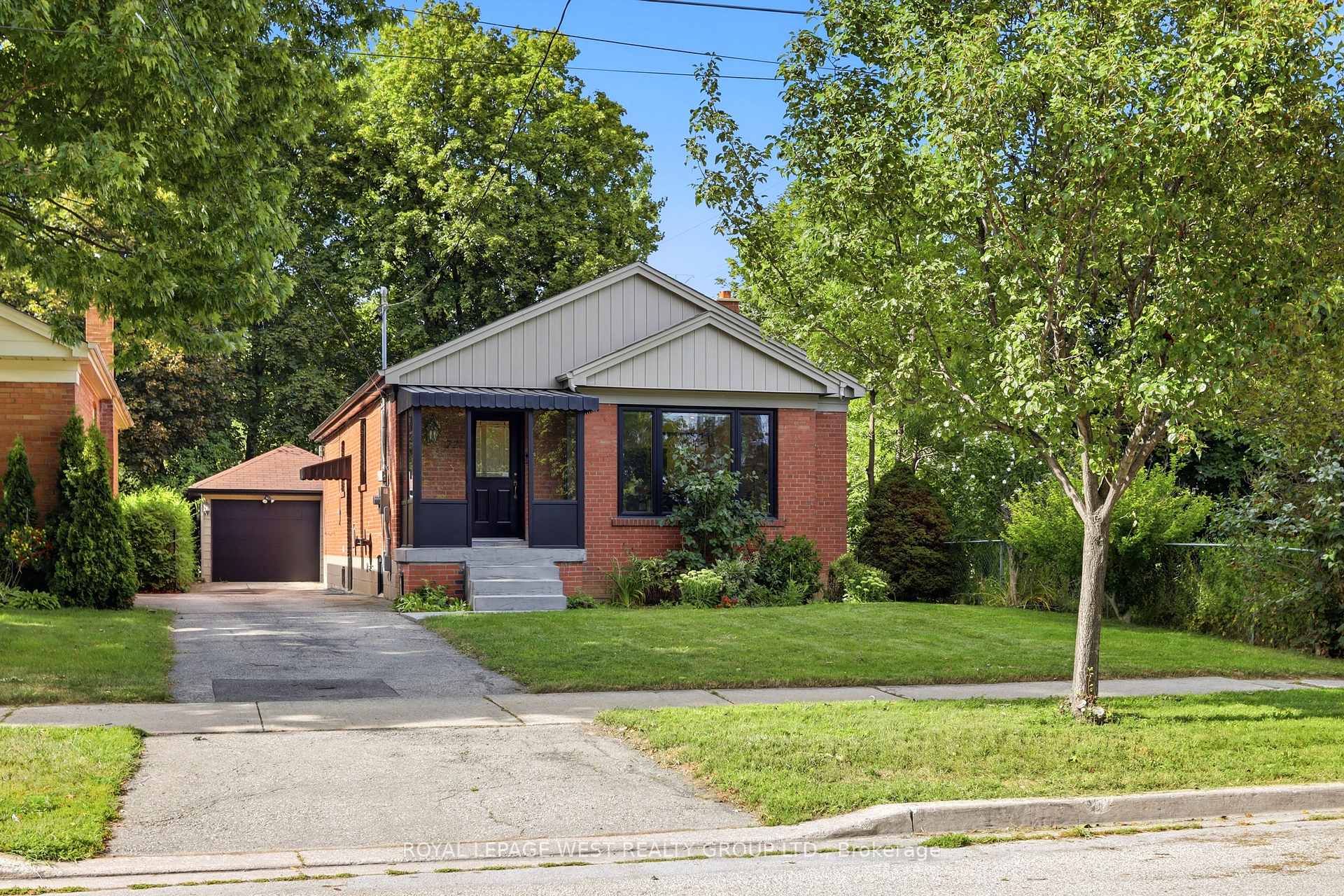 Photo 1 of 72 Mervyn Avenue, Etobicoke, Islington-City Centre West — HOMEH