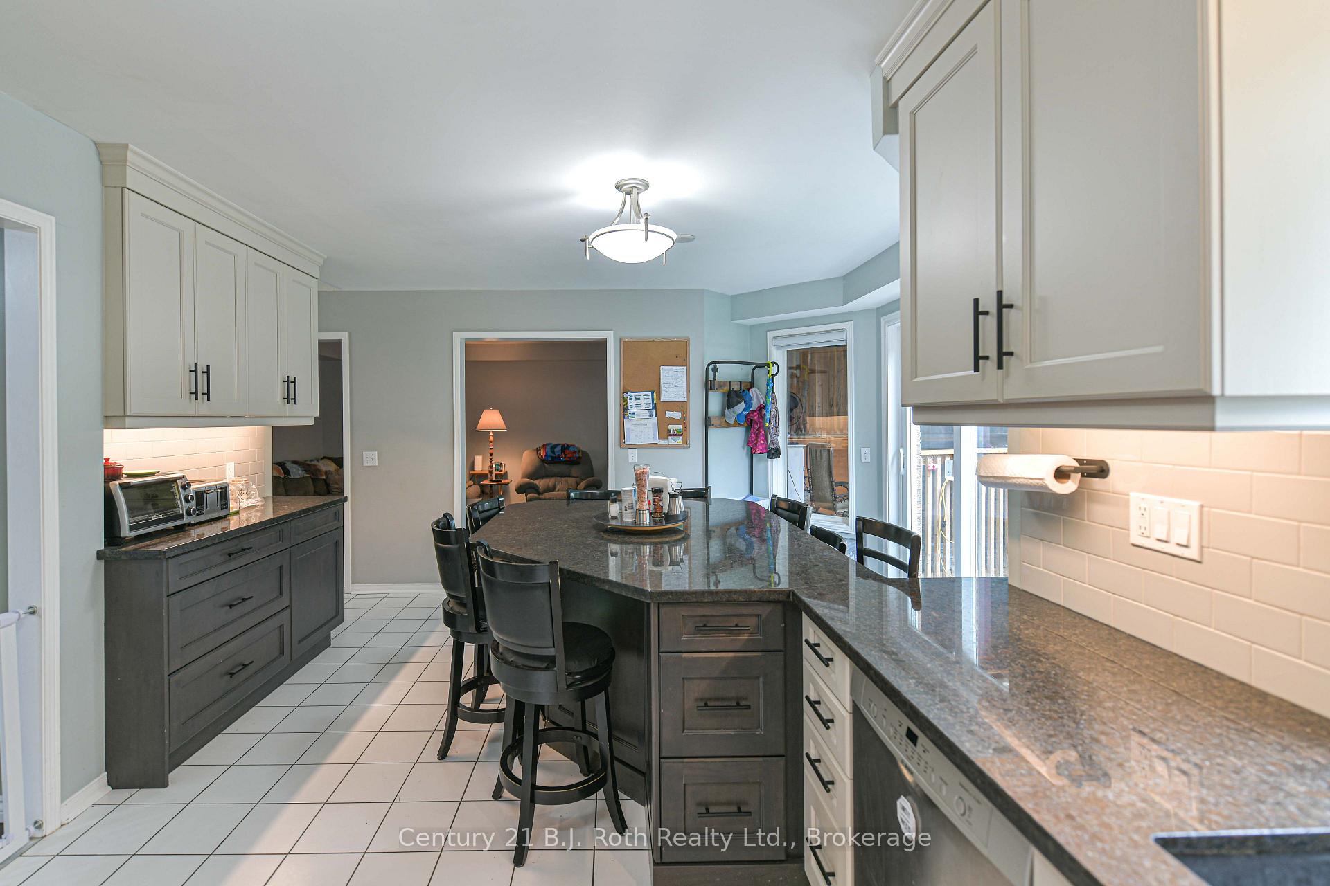 Photo 16 of 16 Frontier Avenue, Orillia — HOMEH
