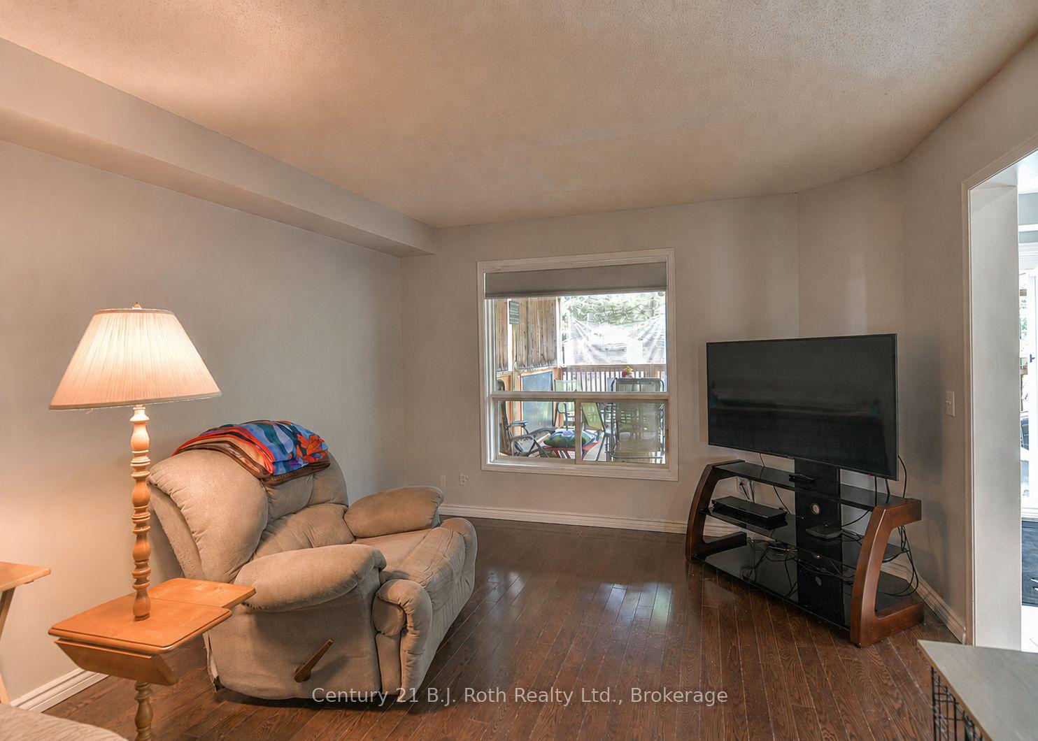 Photo 22 of 16 Frontier Avenue, Orillia — HOMEH