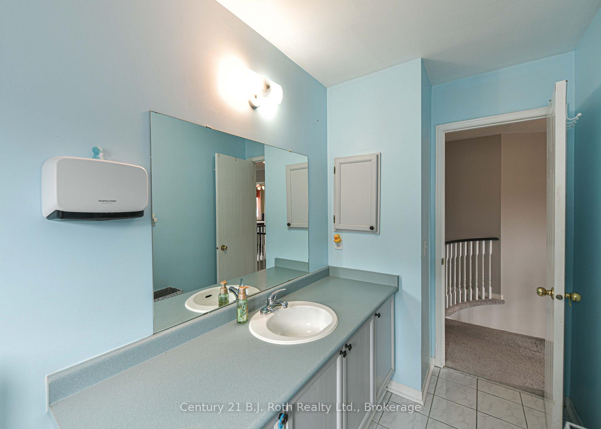Photo 27 of 16 Frontier Avenue, Orillia — HOMEH