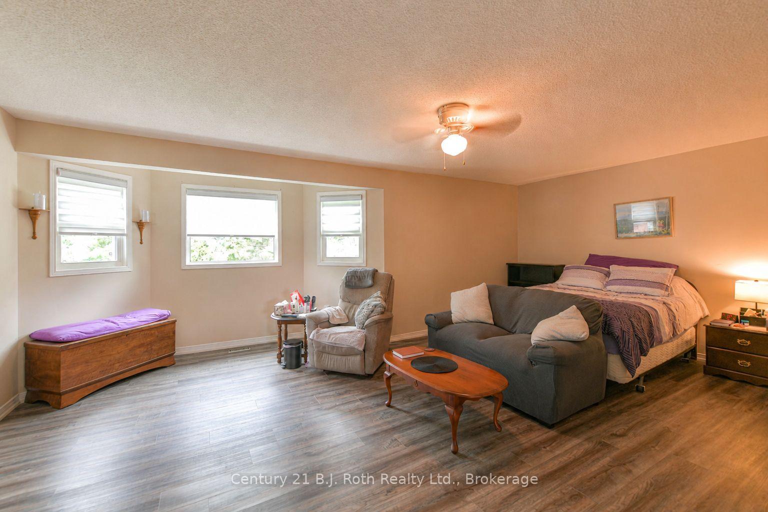 Photo 29 of 16 Frontier Avenue, Orillia — HOMEH