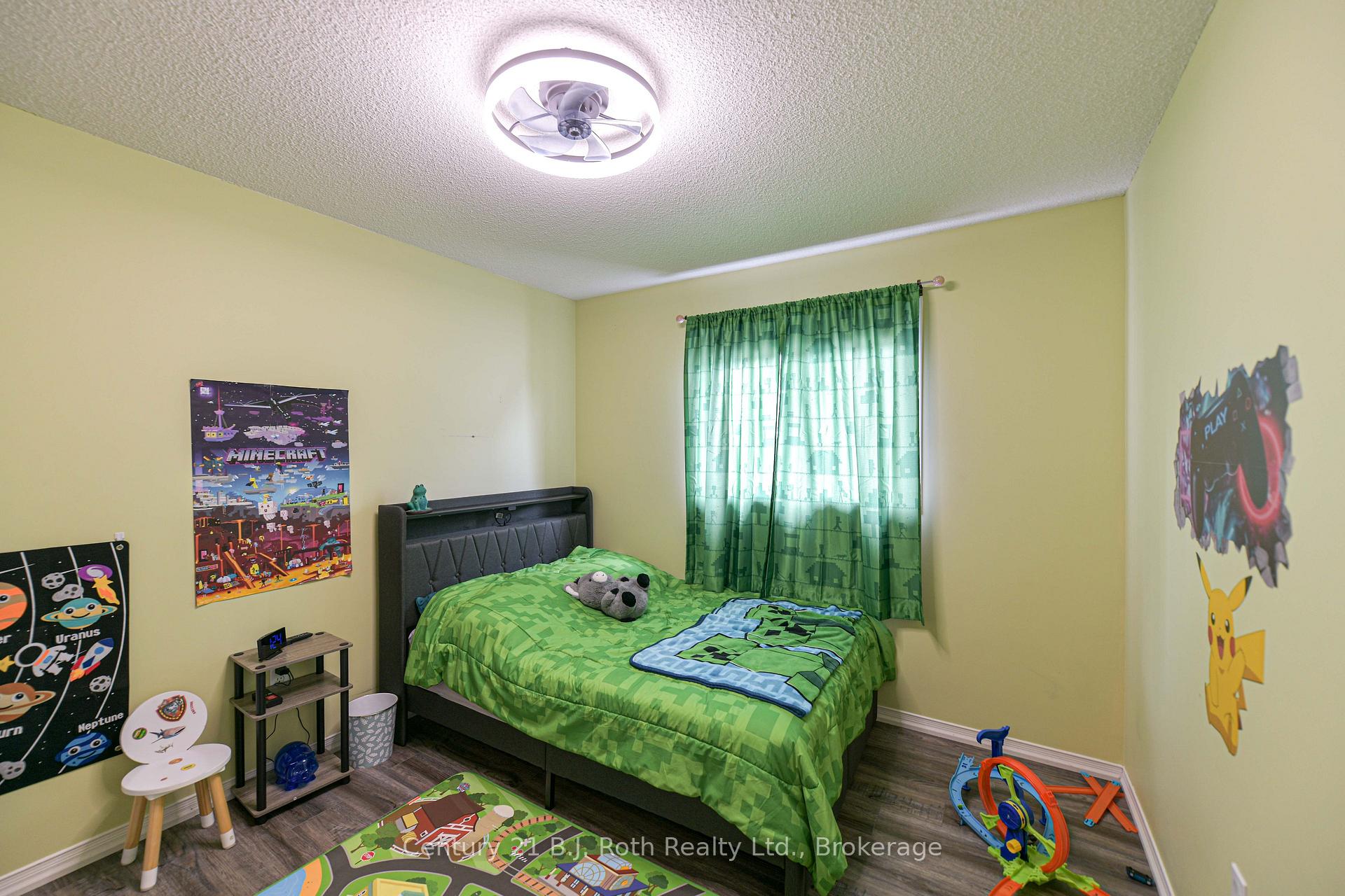 Photo 38 of 16 Frontier Avenue, Orillia — HOMEH